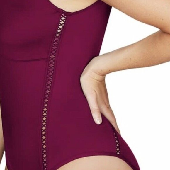 SEA LEVEL Square Neck Scoop Back 1-Piece Swimsuit - Picture 4 of 4